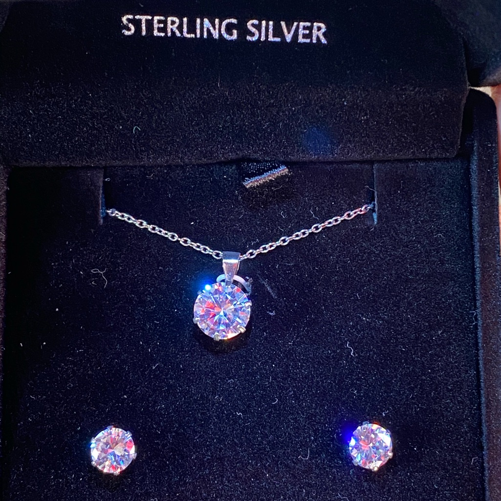 Giani Bernini Earring And Necklace Set 120$